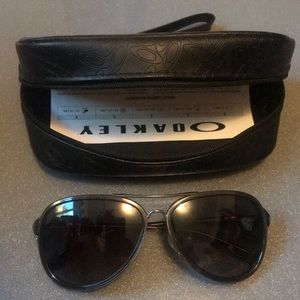 Oakley aviator sunglasses for women